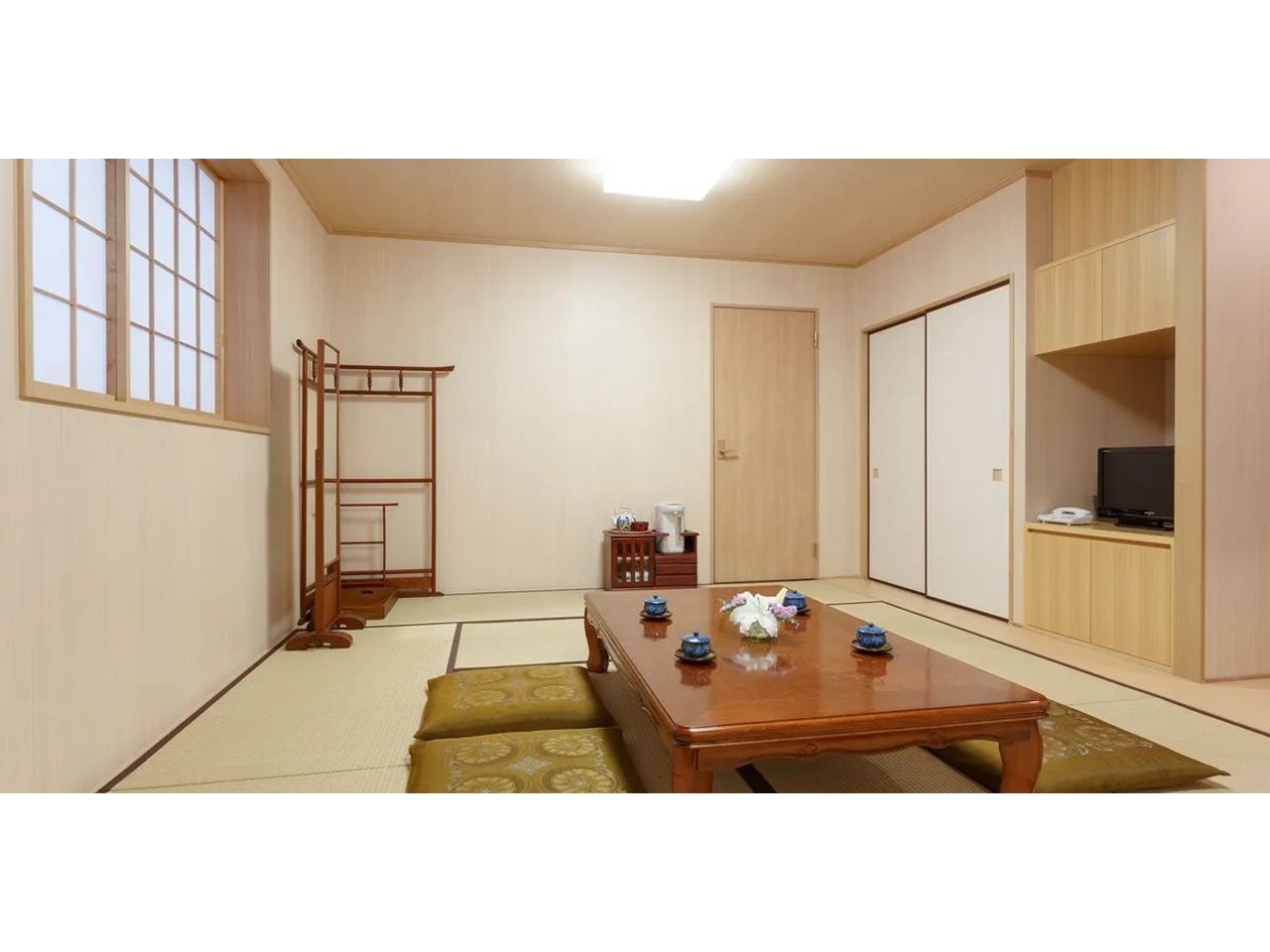 くらしの友 - 鶴川総合斎場(葬儀式場・町田市)