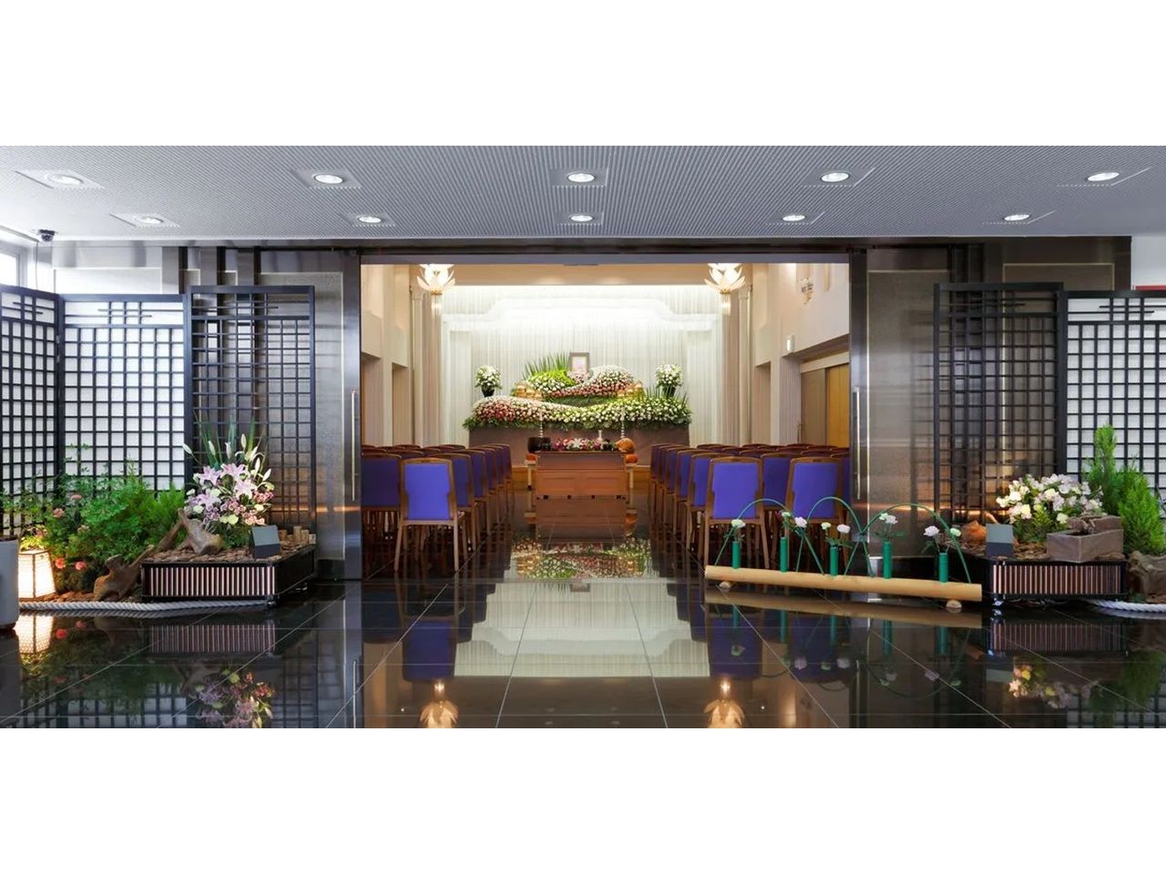 くらしの友 - 新狭山総合式場(葬儀式場・狭山市)