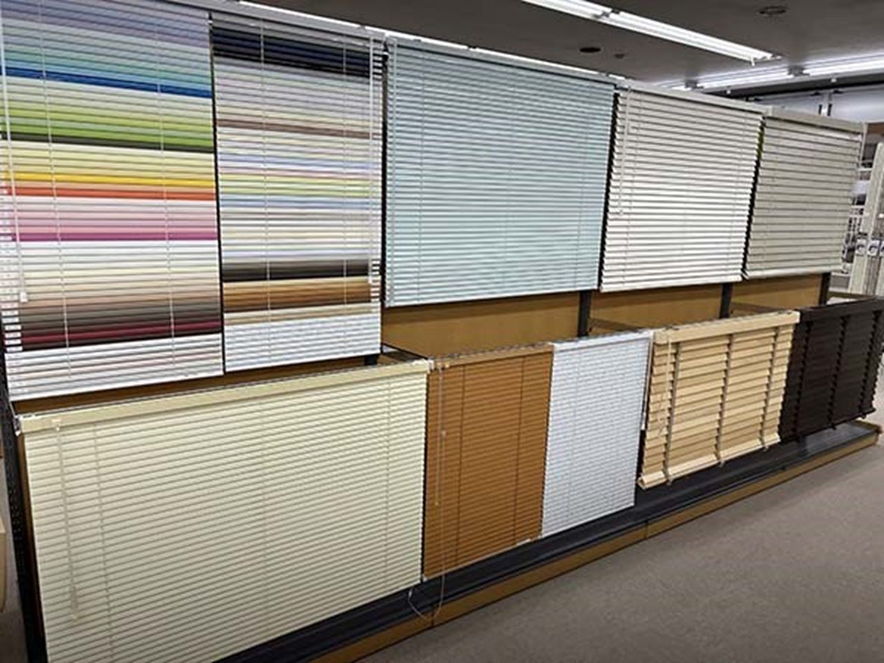 カーテンじゅうたん王国 - 宇都宮店