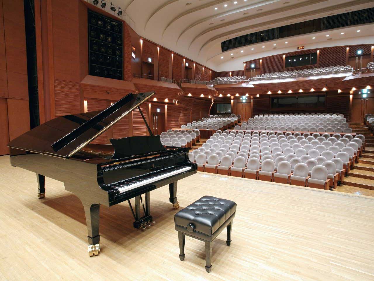 ほねごり杜のホールはしもと（杜のホールはしもと）